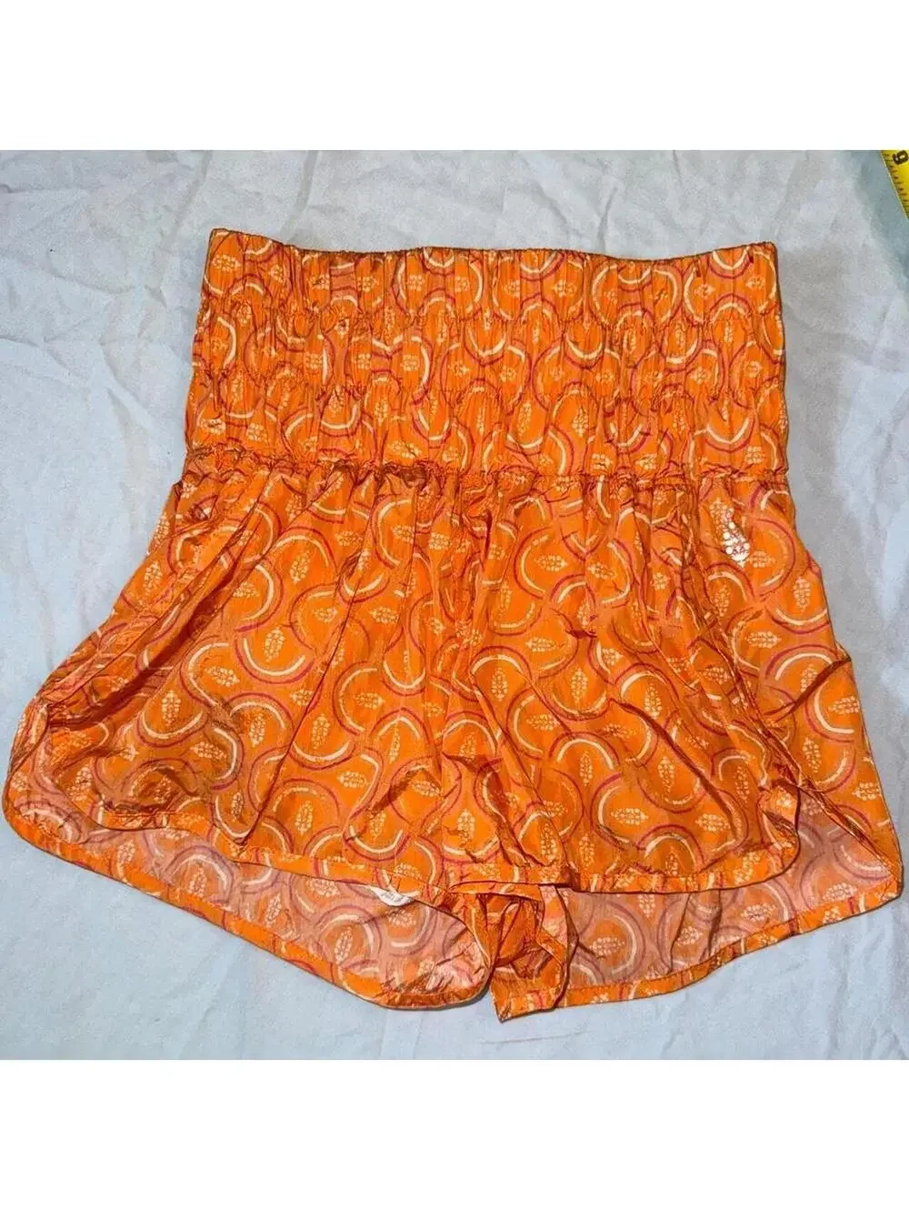 Free People movement Women's Orange Shorts sz Small fall paisley print pocket